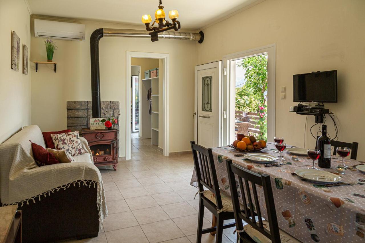 Adonino Residence-The House Of Pomegranates Lakíthra 外观 照片